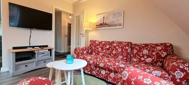 Ferienwohnung in Gr&ouml;mitz - Urlaub im Ostseebad Gr&ouml;mitz - ***Haus Neuborn - strandnah und ruhig gelegen (Whg. OG) - Bild 2