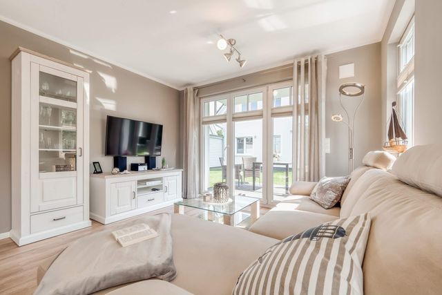 Ferienwohnung in Ostseeheilbad Zingst - Fischl&auml;nder 10 - Bild 2