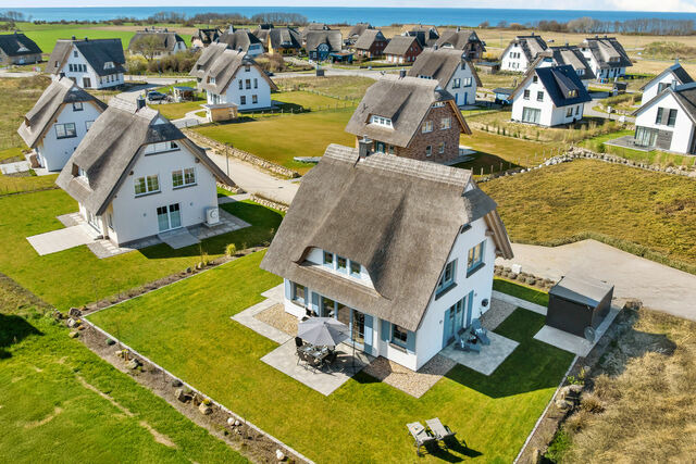 Ferienhaus in Dranske - Rügenzauber Reetdachhaus mit Sauna u. Kamin | Strandnähe | Garten - Bild 21