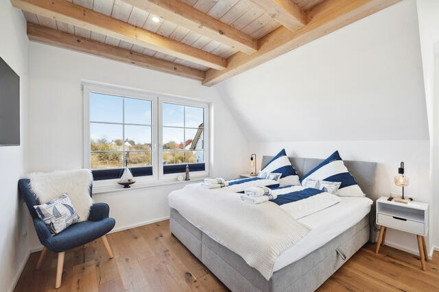 Ferienhaus in Dranske - R&uuml;genzauber Reetdachhaus mit Sauna u. Kamin | Strandn&auml;he | Garten - Bild 7