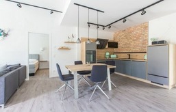 Loris Studio