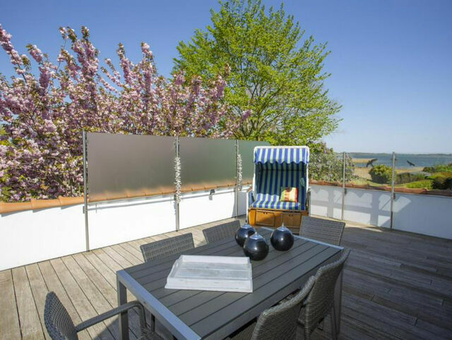 Ferienhaus in Garz - Ferienhaus Rügenbrise mit Seeblick direkt am Wasser - Bild 15