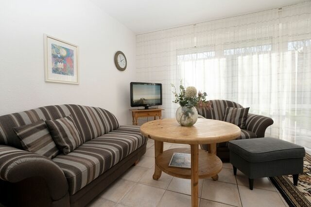 Ferienhaus in Kellenhusen - Ferienwohnpark Amselweg Ferienhaus Kamphans 32 - Bild 4